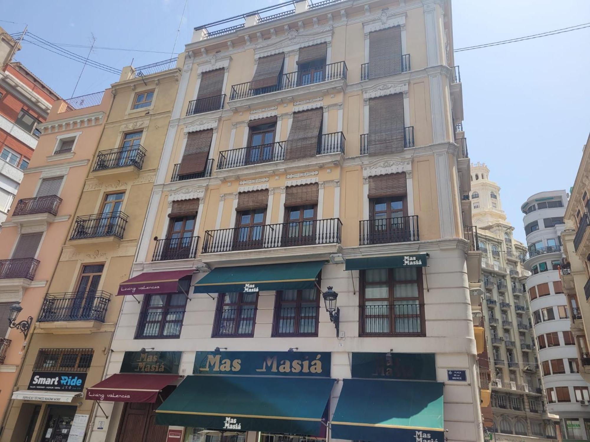 Living Valencia Apartments - Merced 외부 사진
