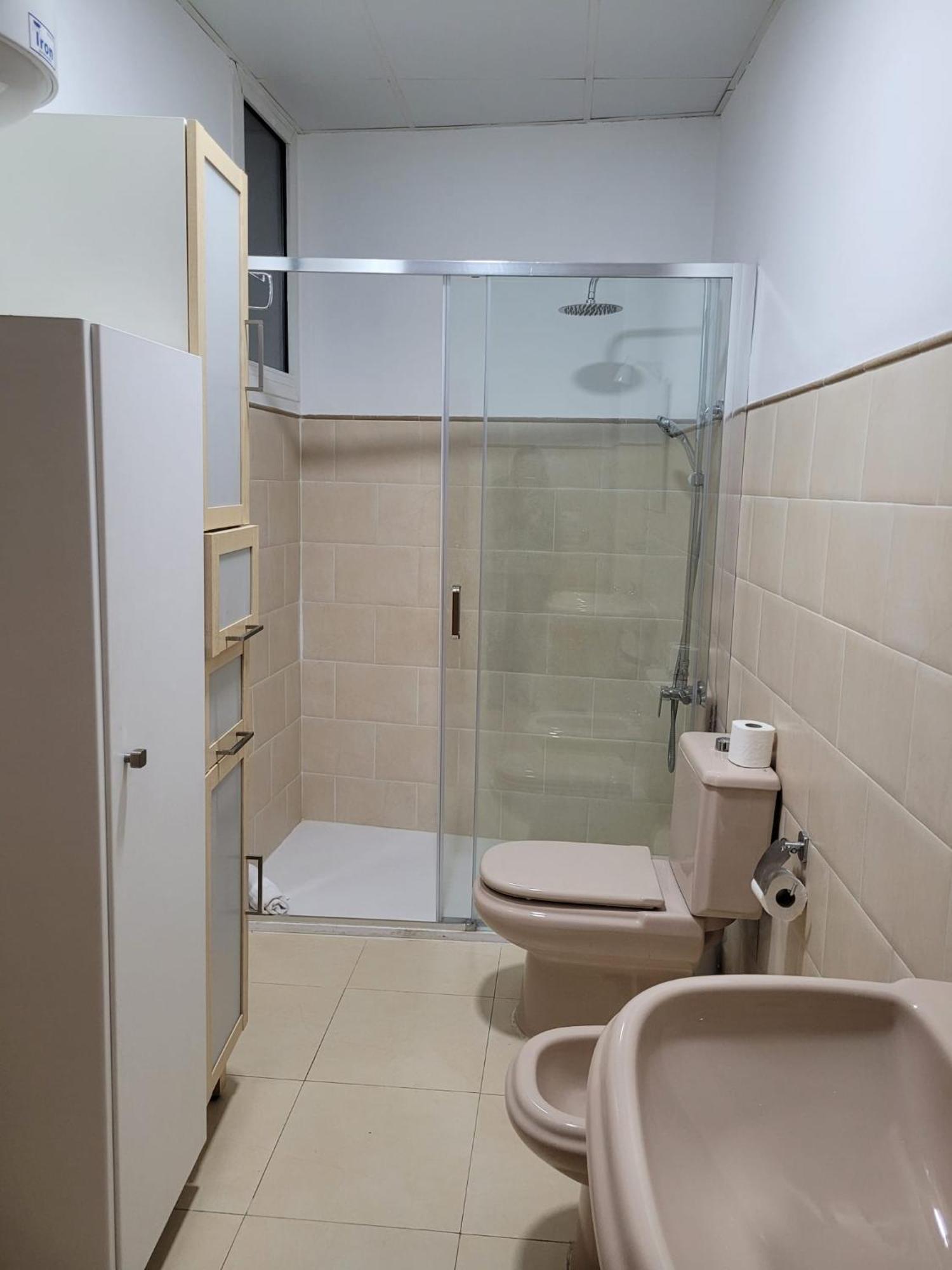 Living Valencia Apartments - Merced 외부 사진