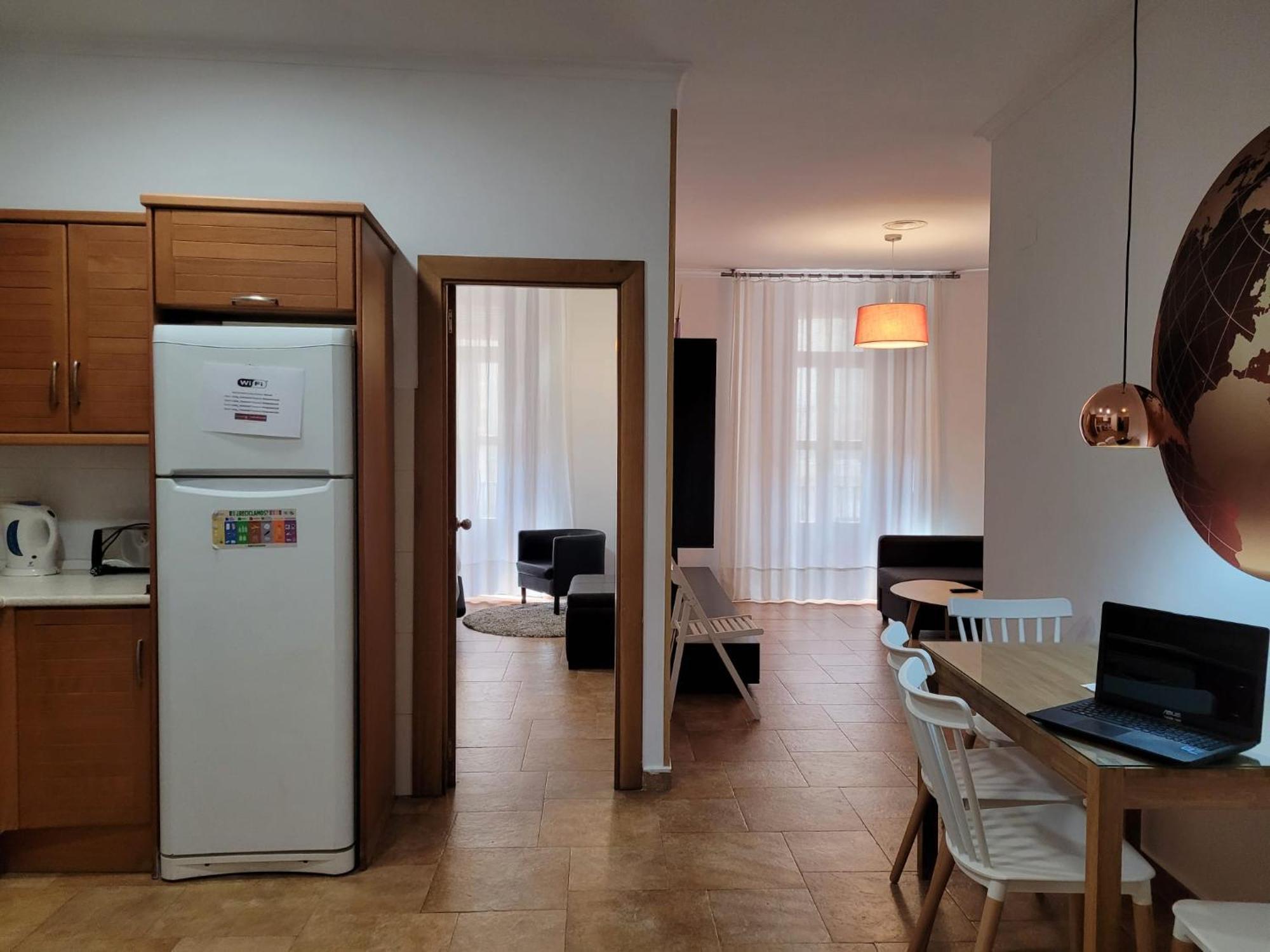 Living Valencia Apartments - Merced 외부 사진