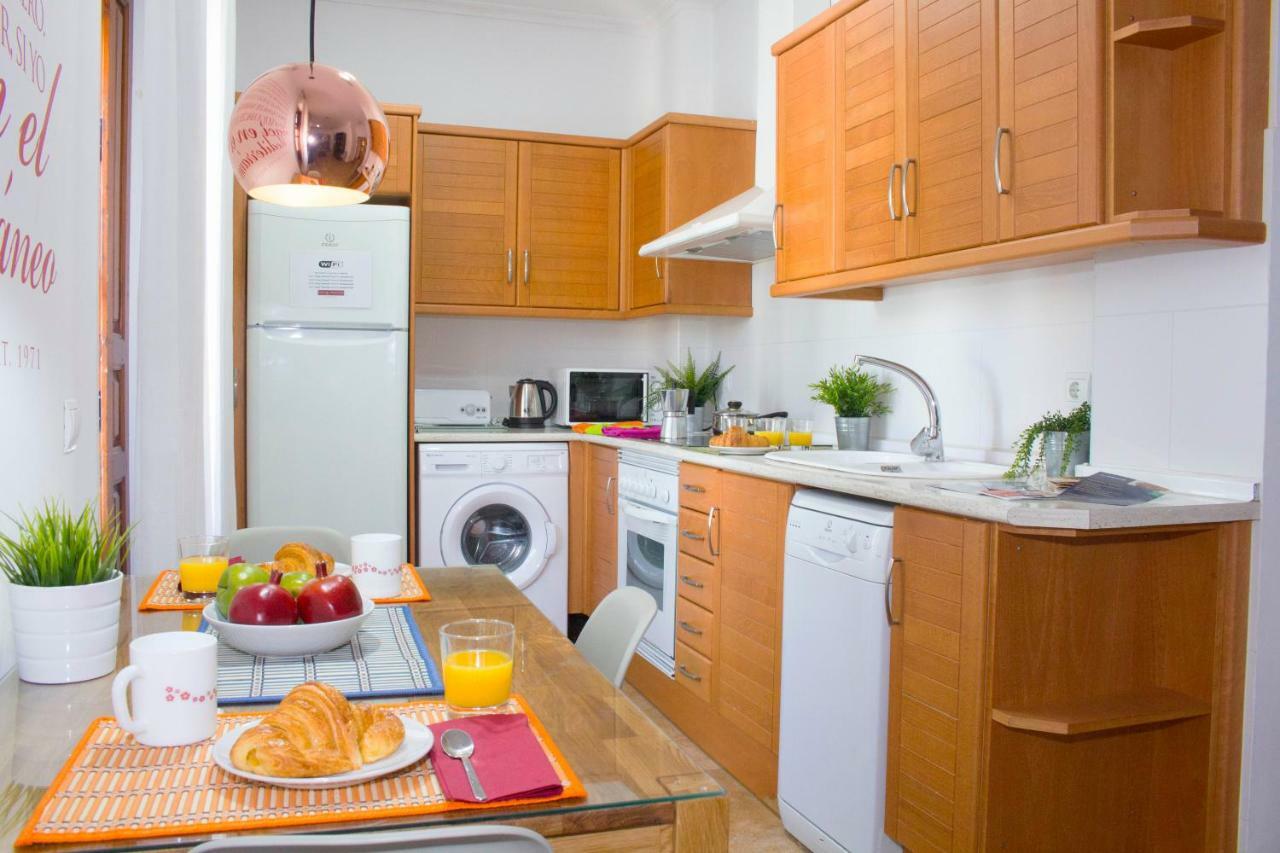 Living Valencia Apartments - Merced 외부 사진